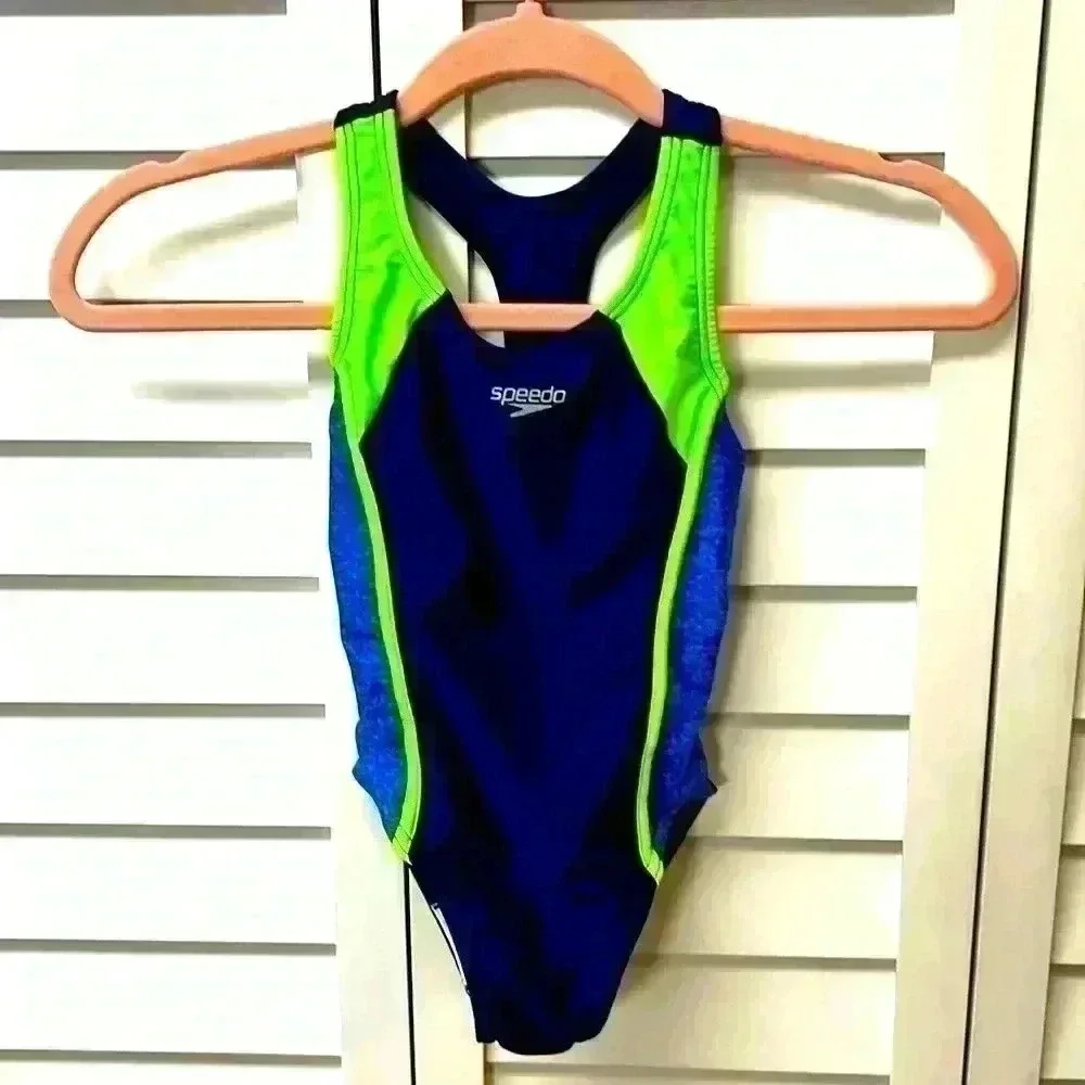 Speedo Big Girls’ Solid Infinity Splice One Piece Swimsuit Size XS